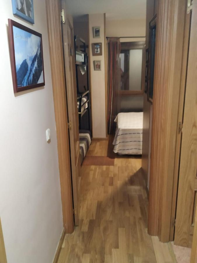 Apartamento En Escarrilla, Сальент-де-Гальего Экстерьер фото