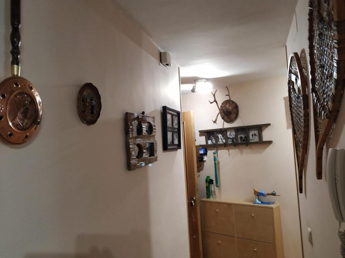 Apartamento En Escarrilla, Сальент-де-Гальего Экстерьер фото
